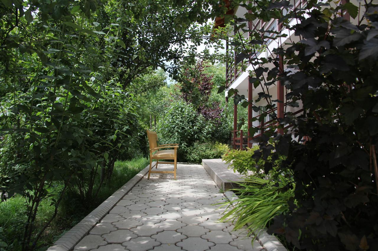 Guest House Leto Dolinka 외부 사진