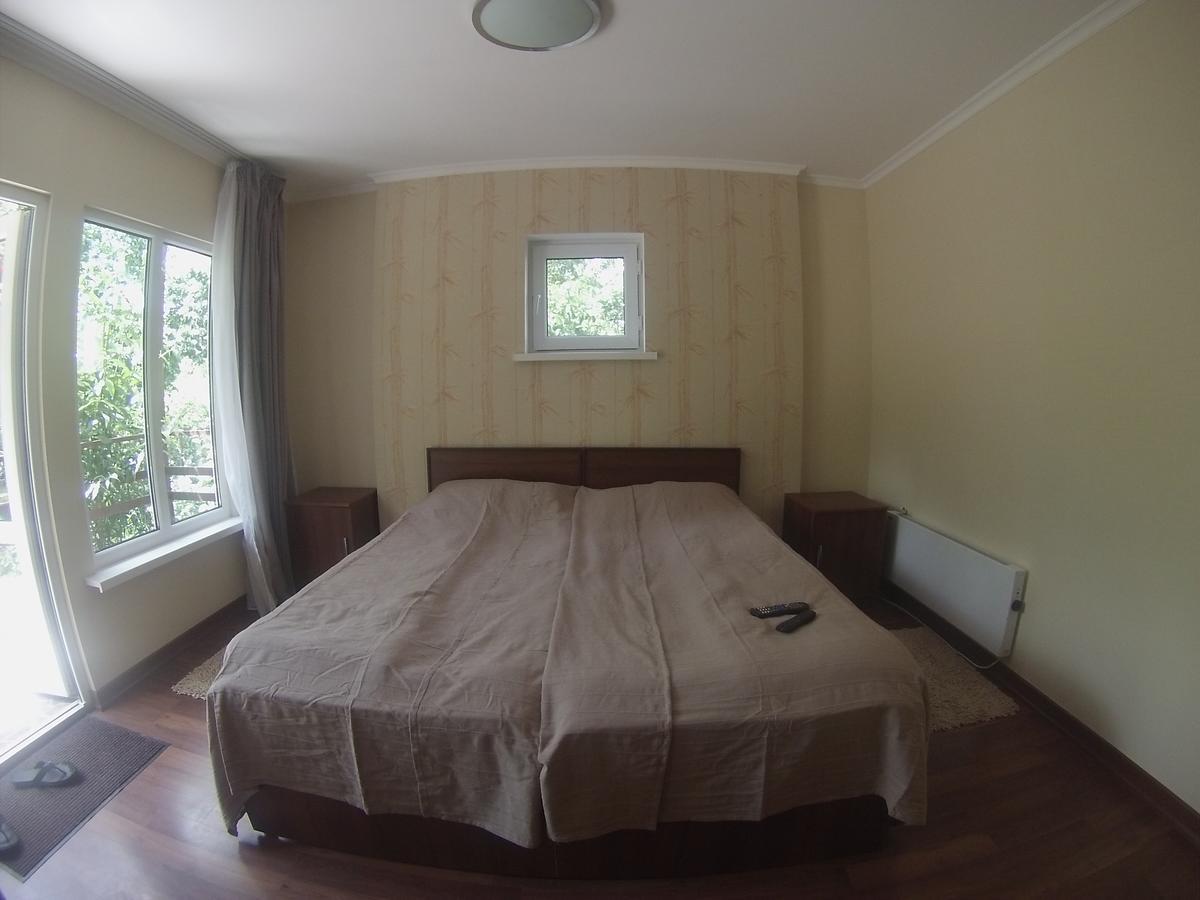 Guest House Leto Dolinka 외부 사진