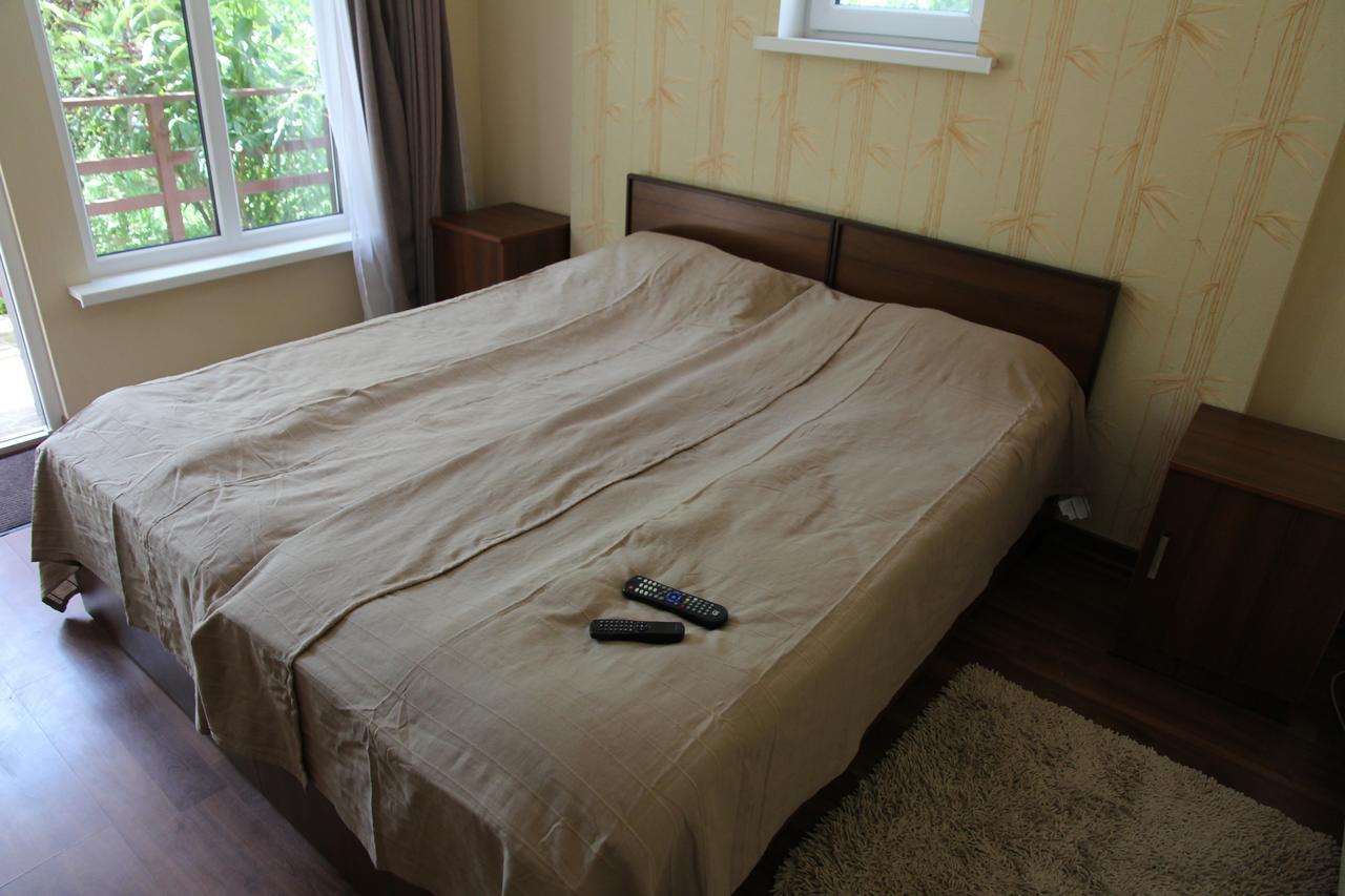 Guest House Leto Dolinka 외부 사진